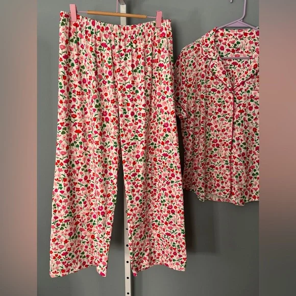 Only XL left!...Kate Spade Spring Charming Floral Pink Pajama Set